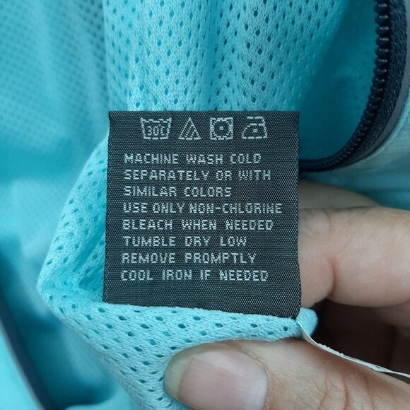 New Balance Womens Mint Green Running jacket Small S  Lightweight - Picture 3 of 7